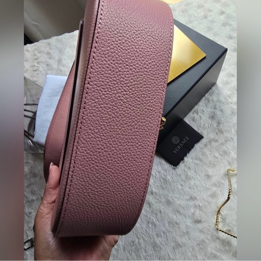 Versace Virtus Pink Calf
Leather Shoulder/Crossbody Bag - Picture 4 of 7